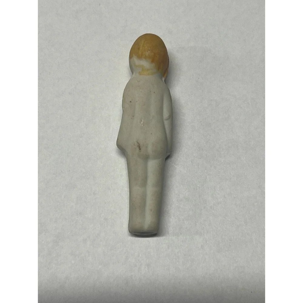 Unbranded antique bisque